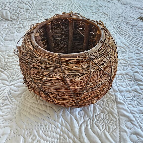 Tenser Other - Tenser Handmade Rustic Twig & Wicker Basket With Wooden Supports